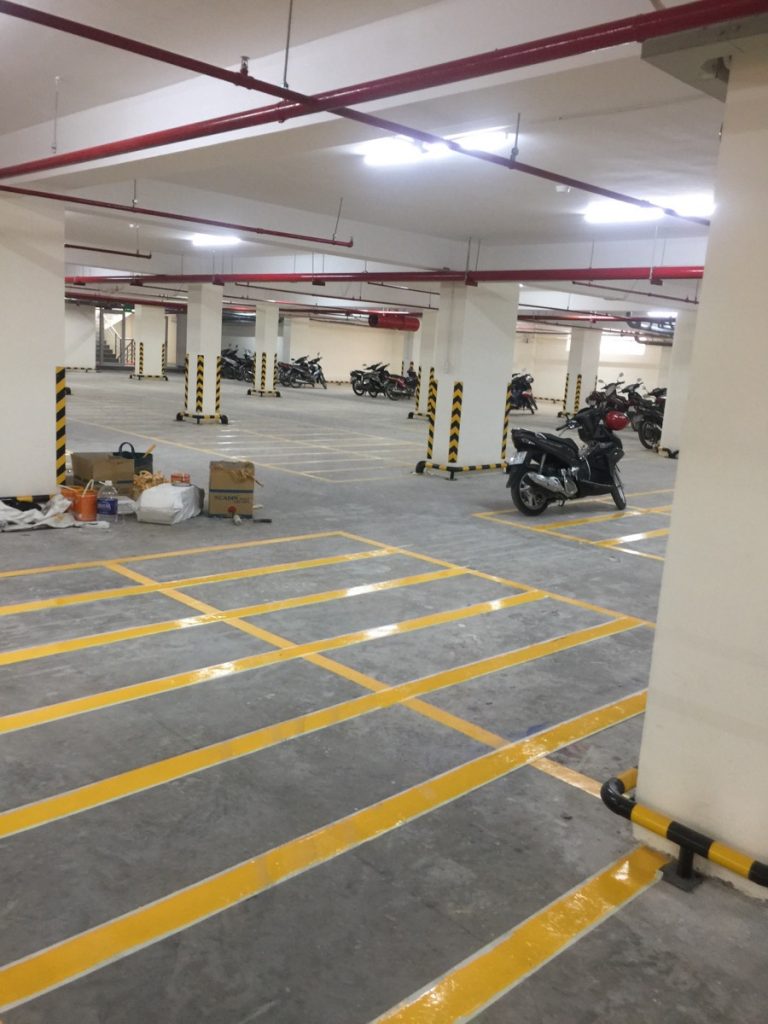THI CÔNG SƠN KẺ VẠCH GIAO THÔNG